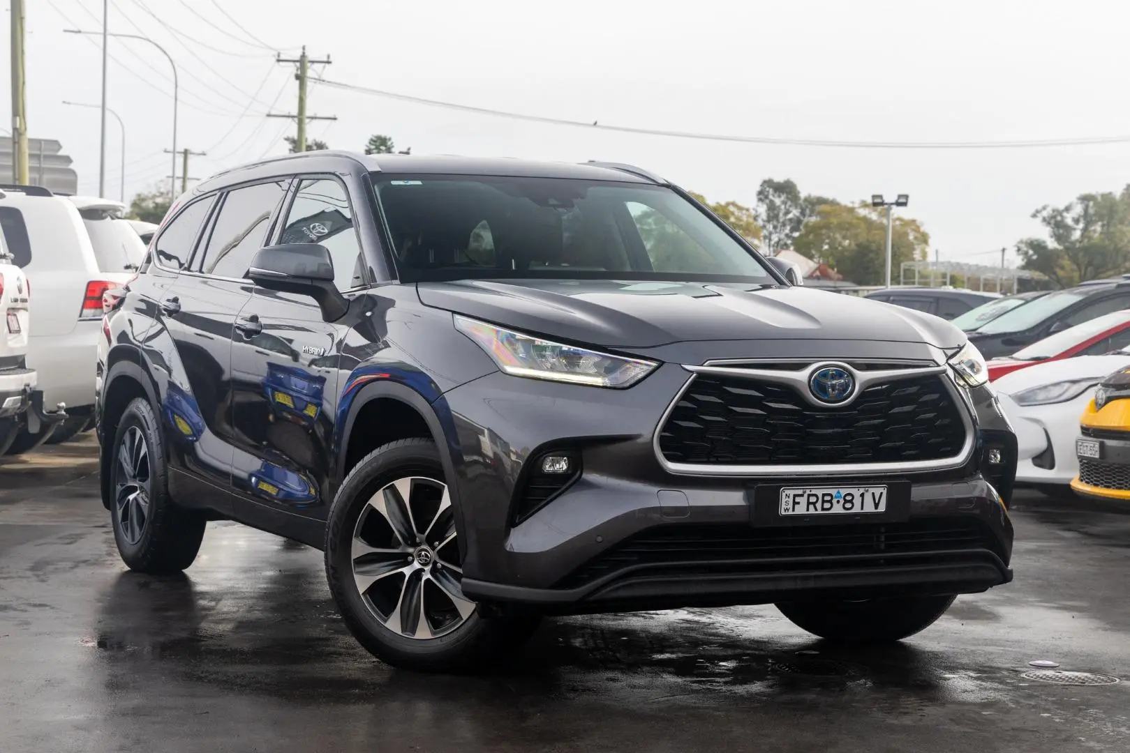 2021 Toyota Kluger Gallery Image 1