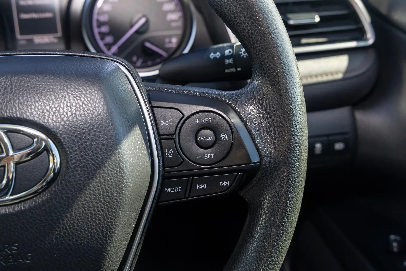 2020 Toyota Camry Gallery Image 12