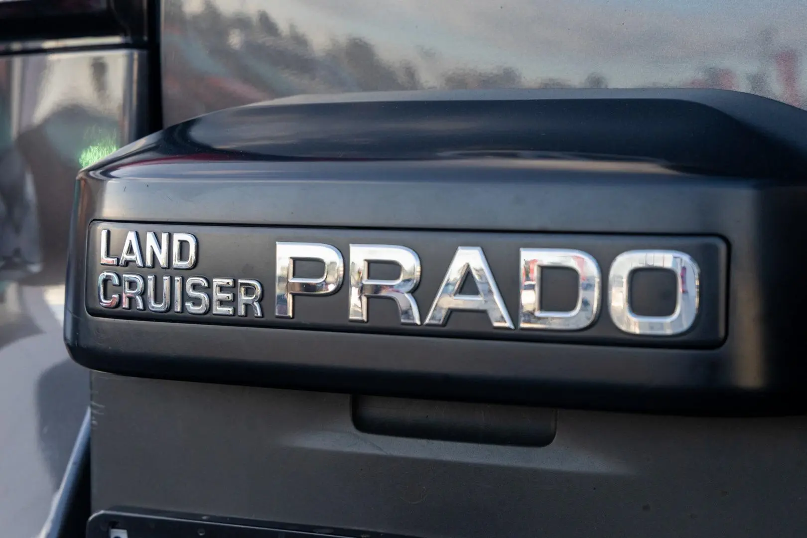 2021 Toyota Landcruiser Prado Gallery Image 21