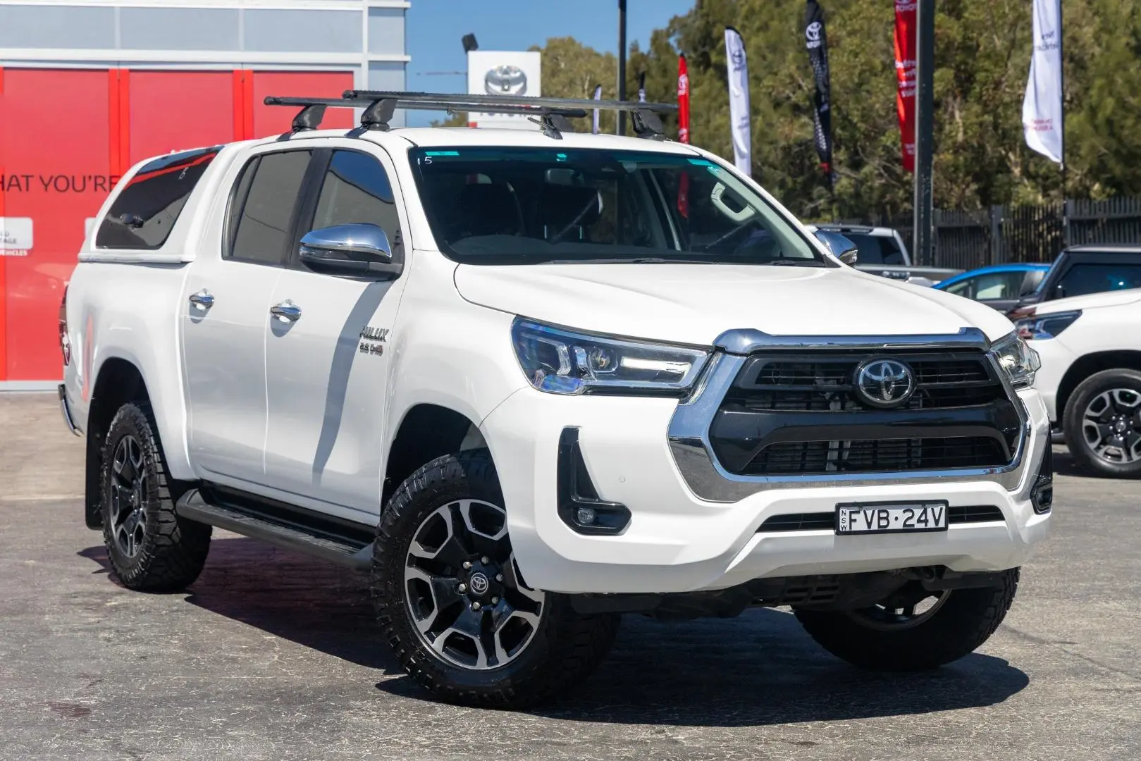 2021 Toyota Hilux Gallery Image 1