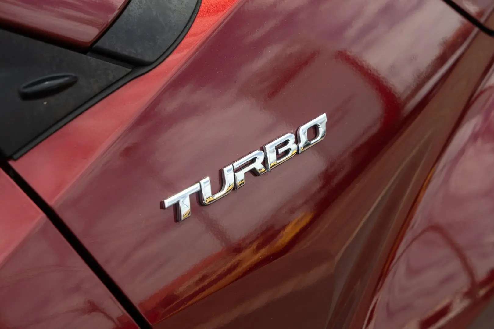 2018 Toyota C-HR Gallery Image 22