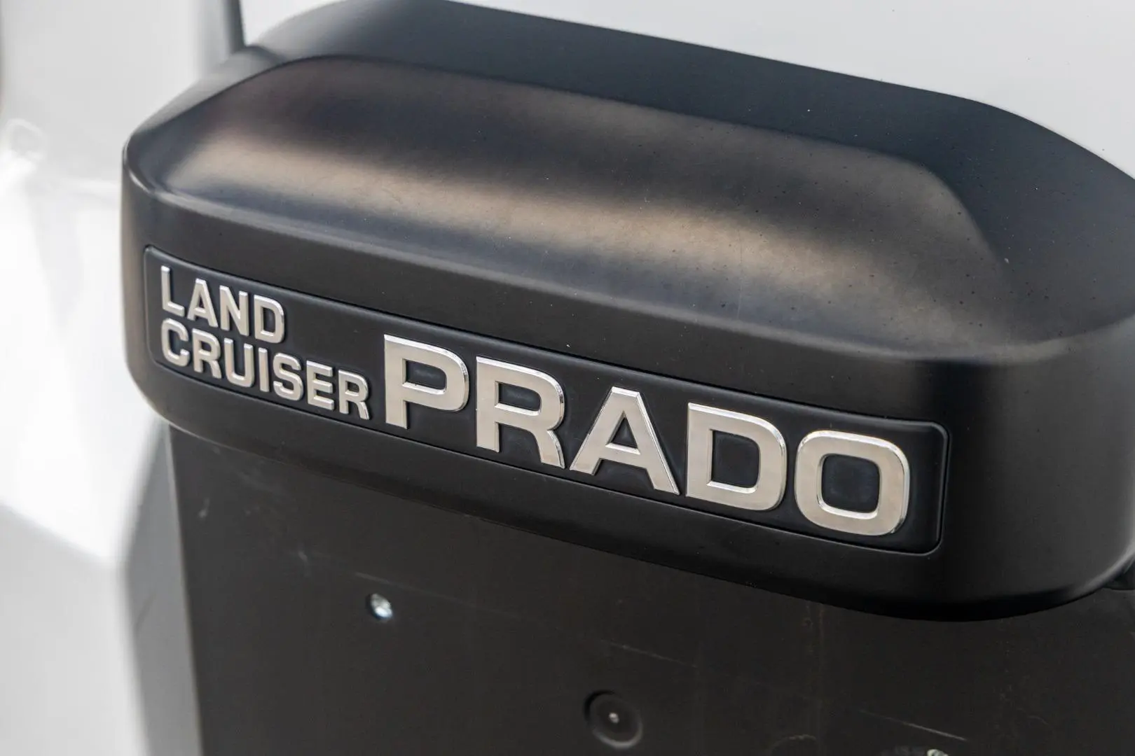 2022 Toyota Landcruiser Prado Gallery Image 21