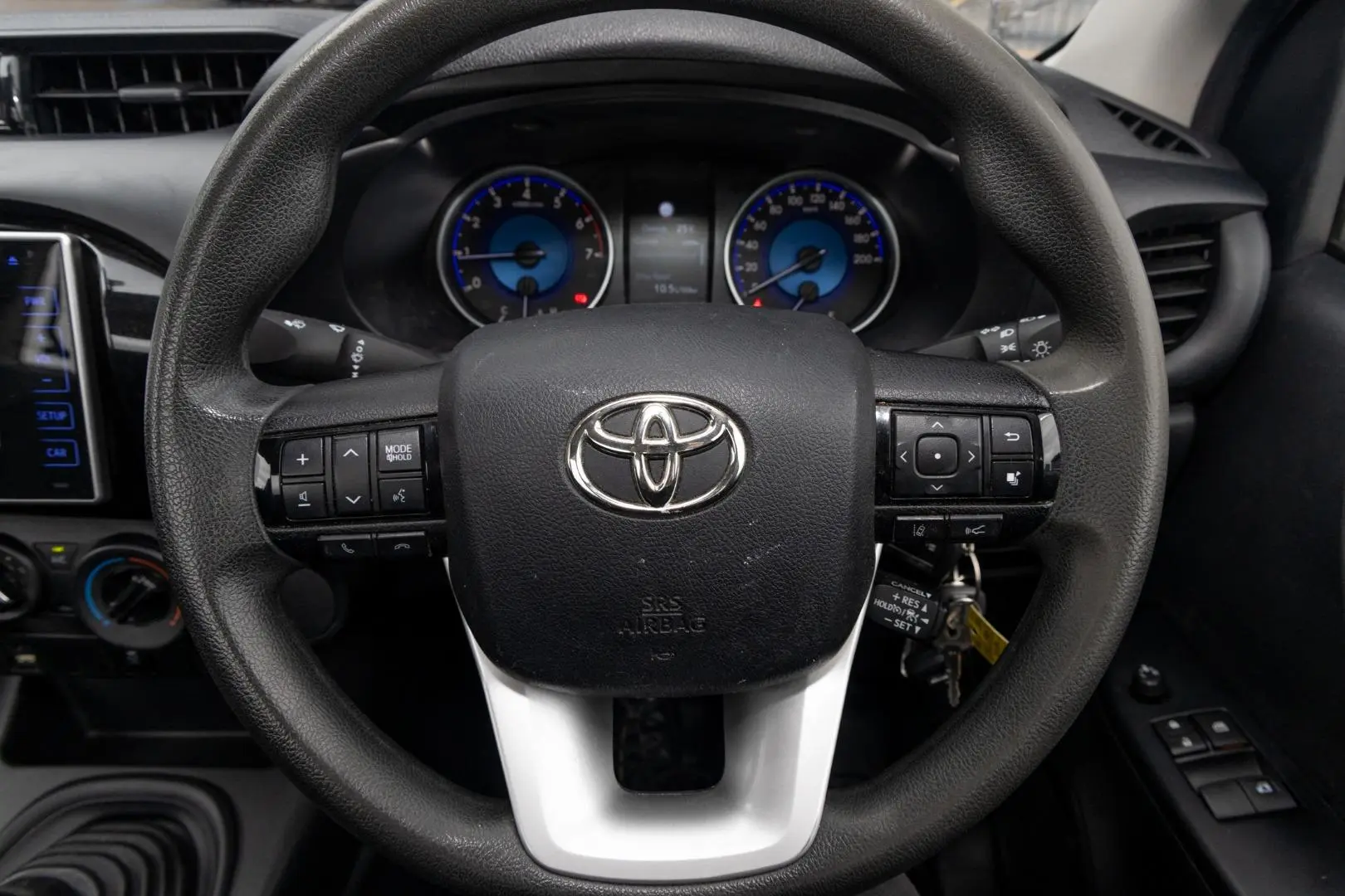 2020 Toyota Hilux Gallery Image 10