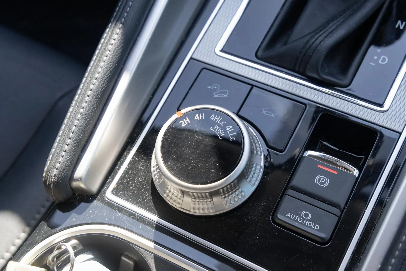 2022 Mitsubishi Pajero Sport Gallery Image 18