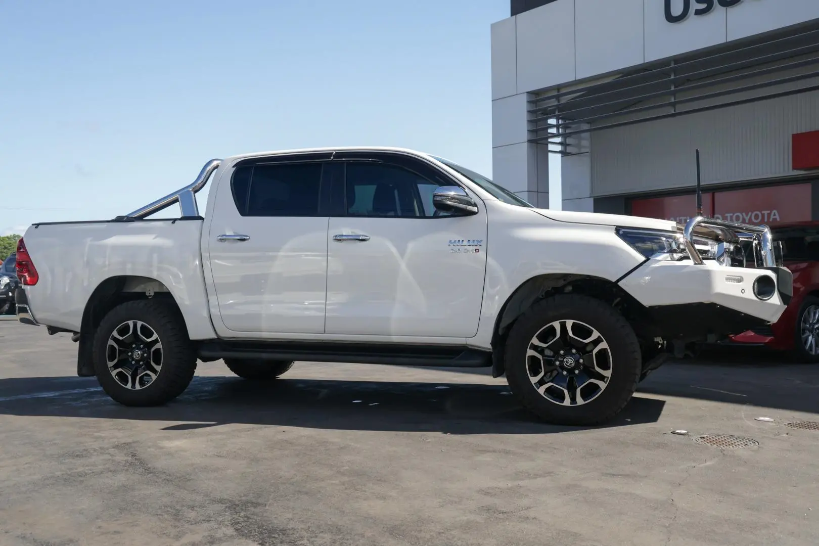 2023 Toyota Hilux Gallery Image 3