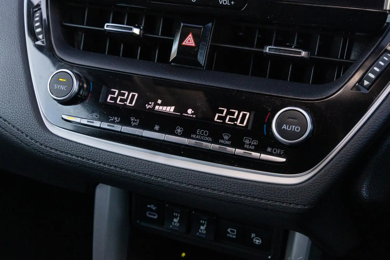 2024 Toyota Corolla Cross Gallery Image 16