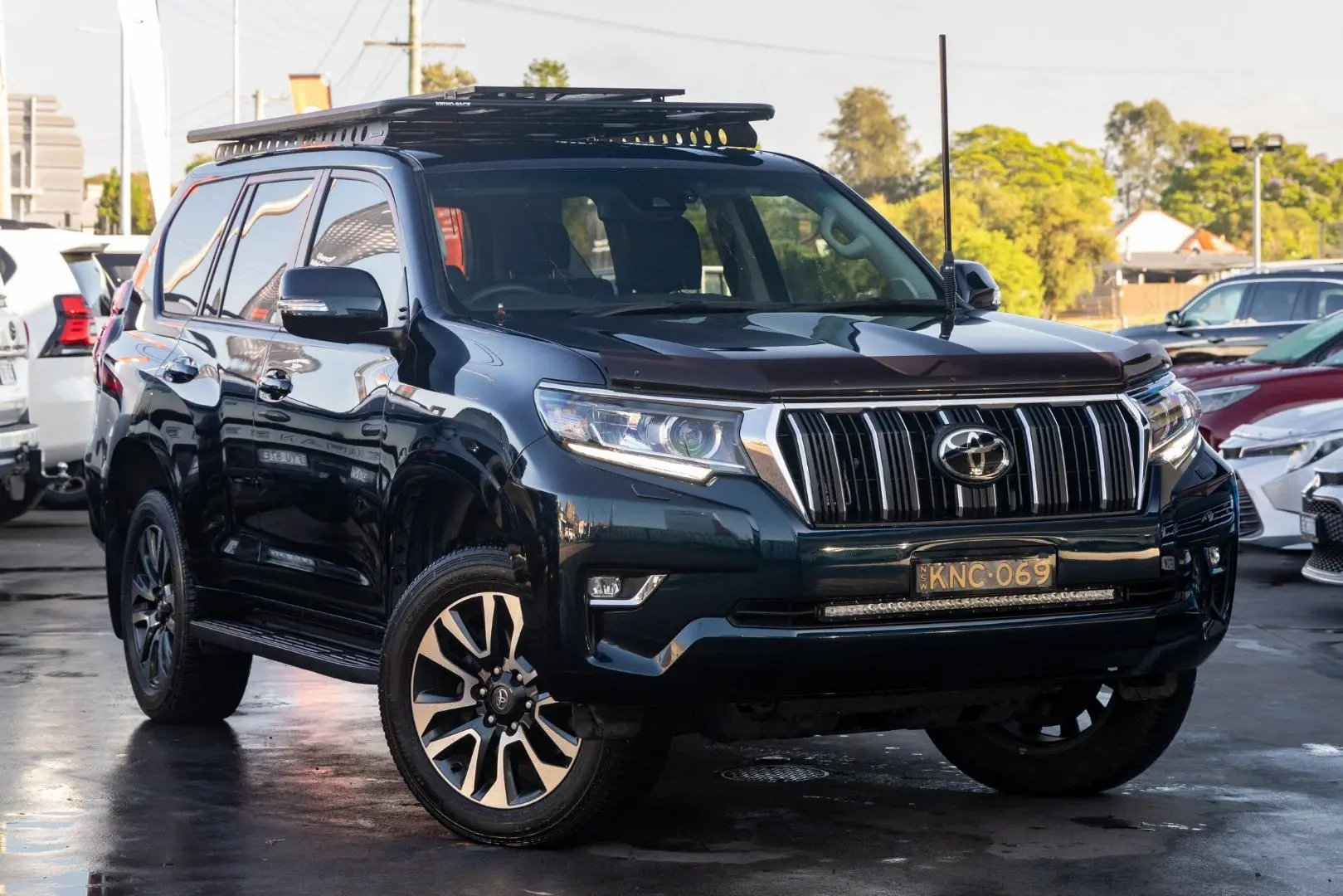 2021 Toyota Landcruiser Prado Gallery Image 1