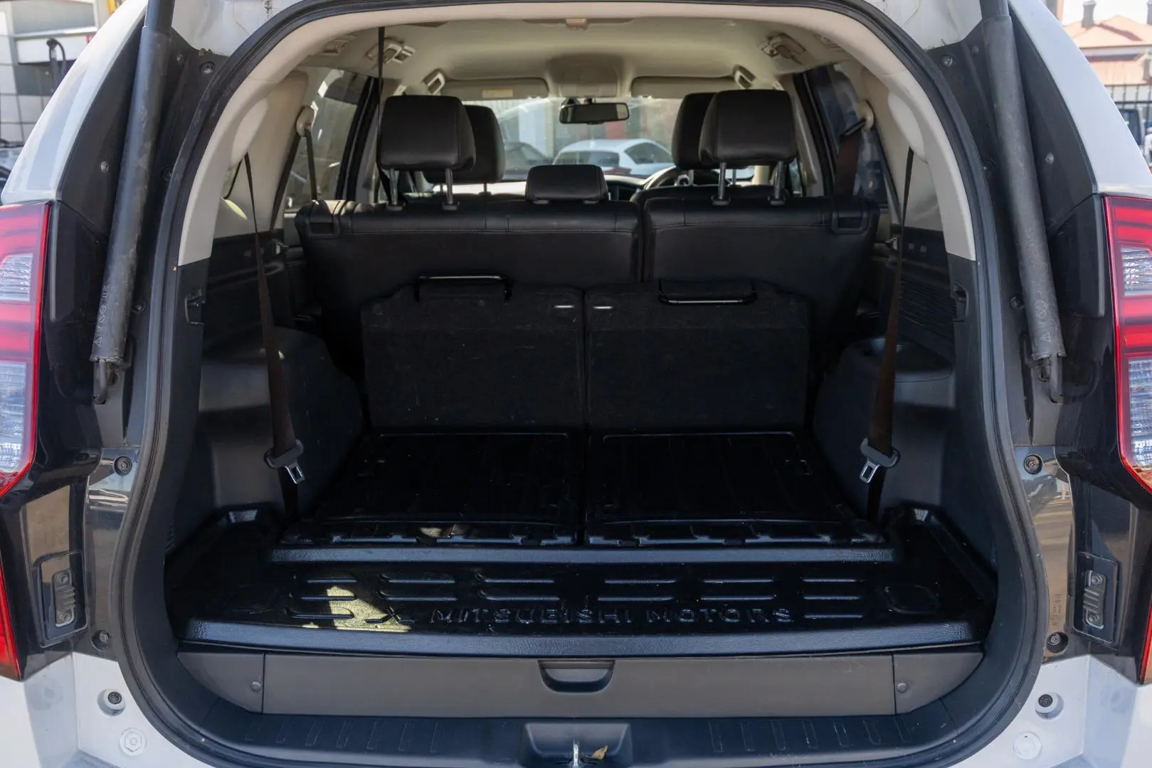 2022 Mitsubishi Pajero Sport Gallery Image 20