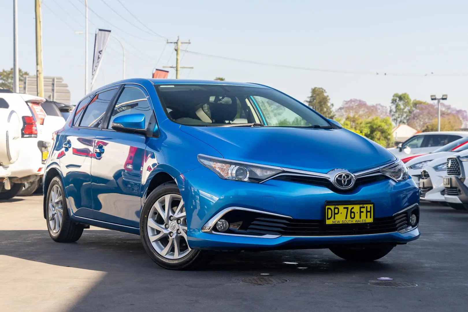 2016 Toyota Corolla Gallery Image 1