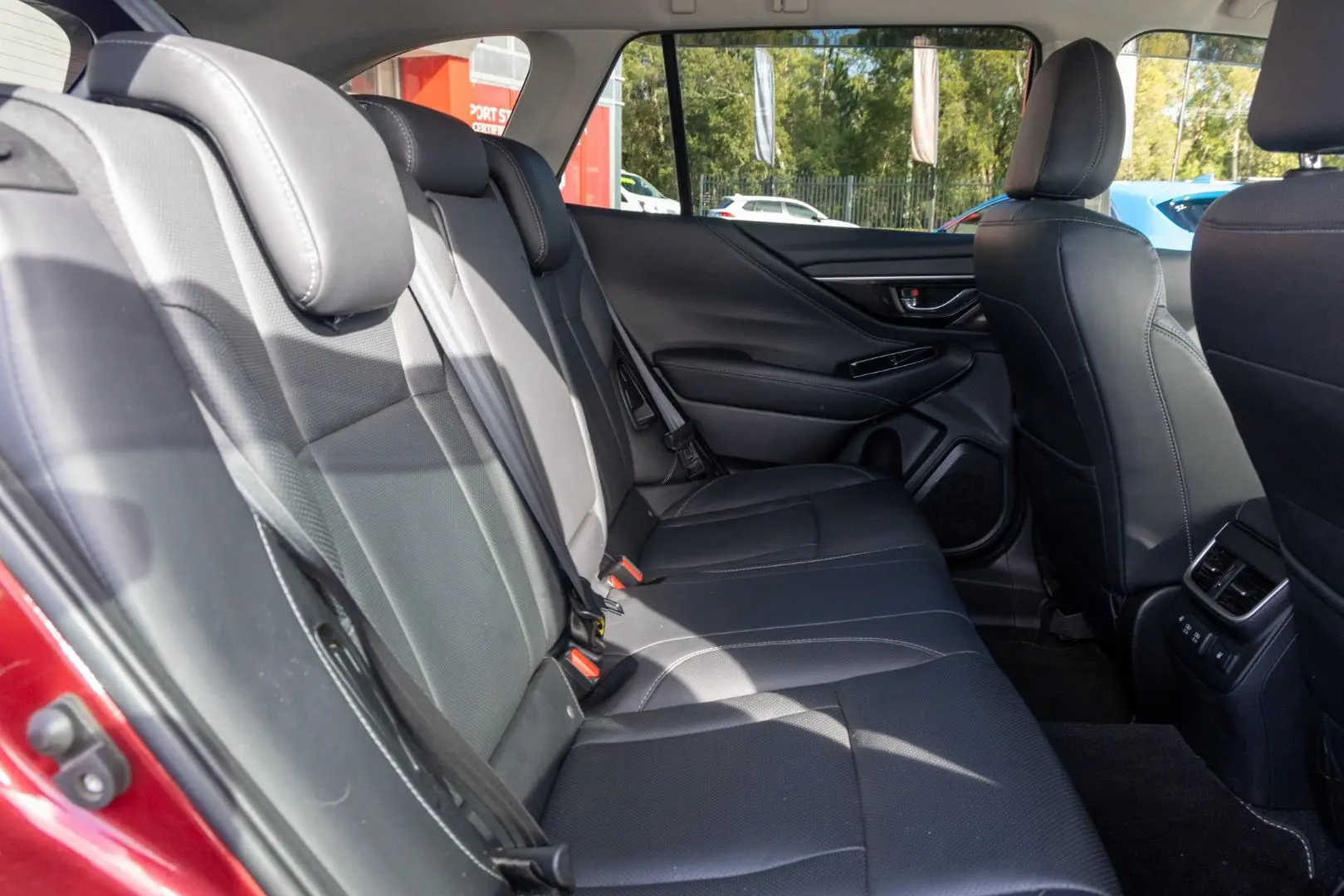 2021 Subaru Outback Gallery Image 9