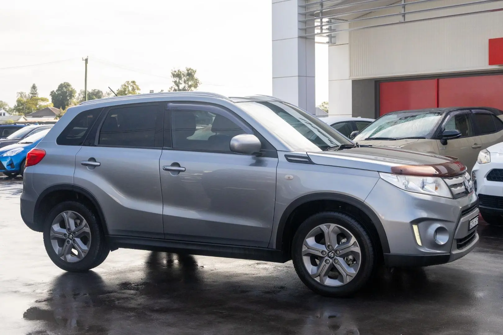 2018 Suzuki Vitara Gallery Image 3
