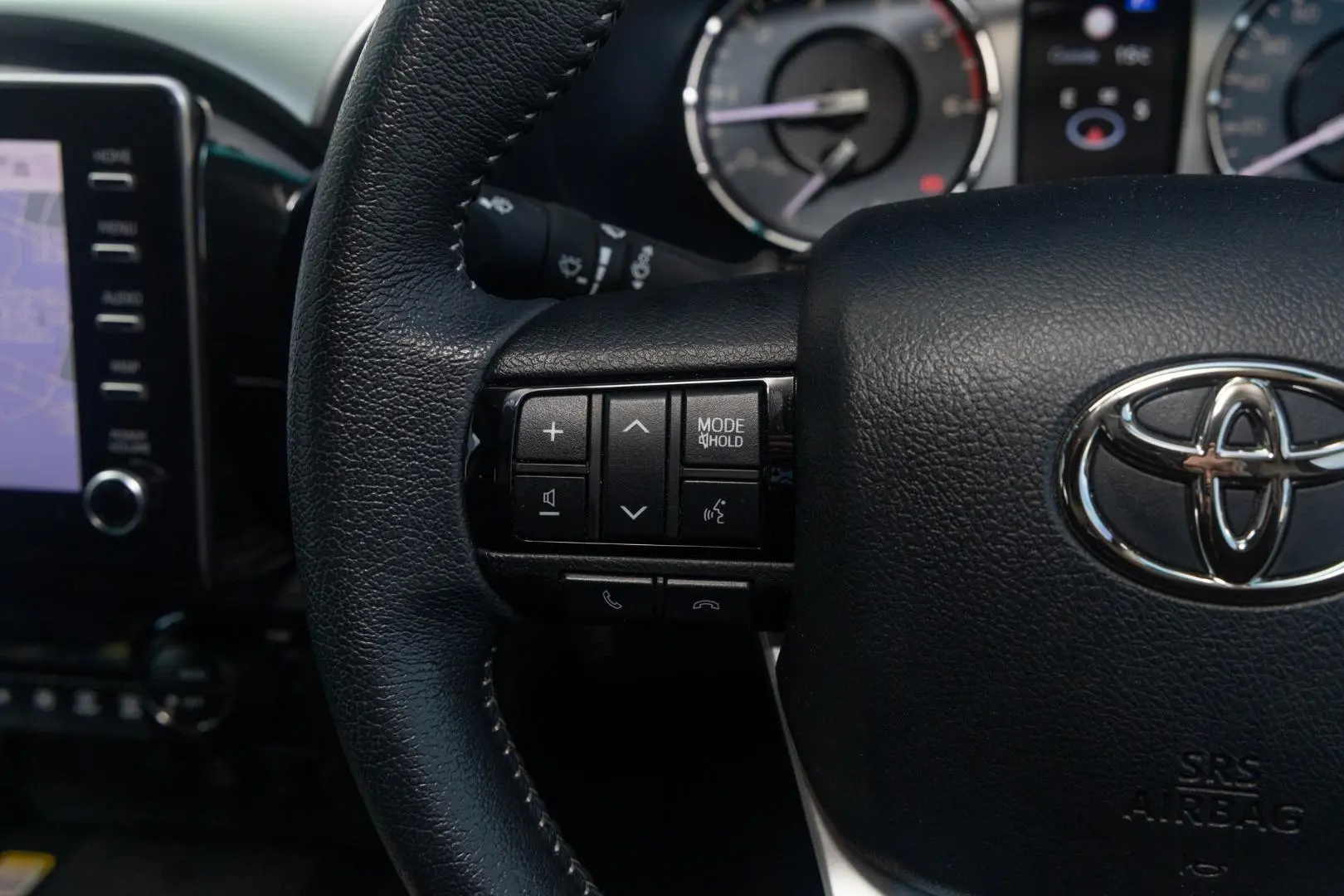 2024 Toyota Hilux Gallery Image 11