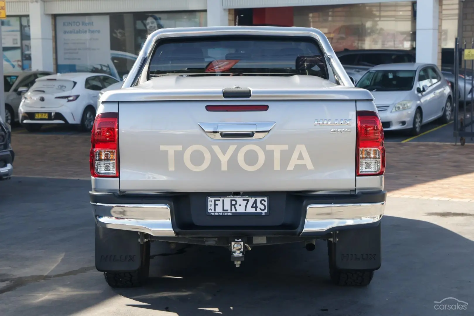 2017 Toyota Hilux Image 5