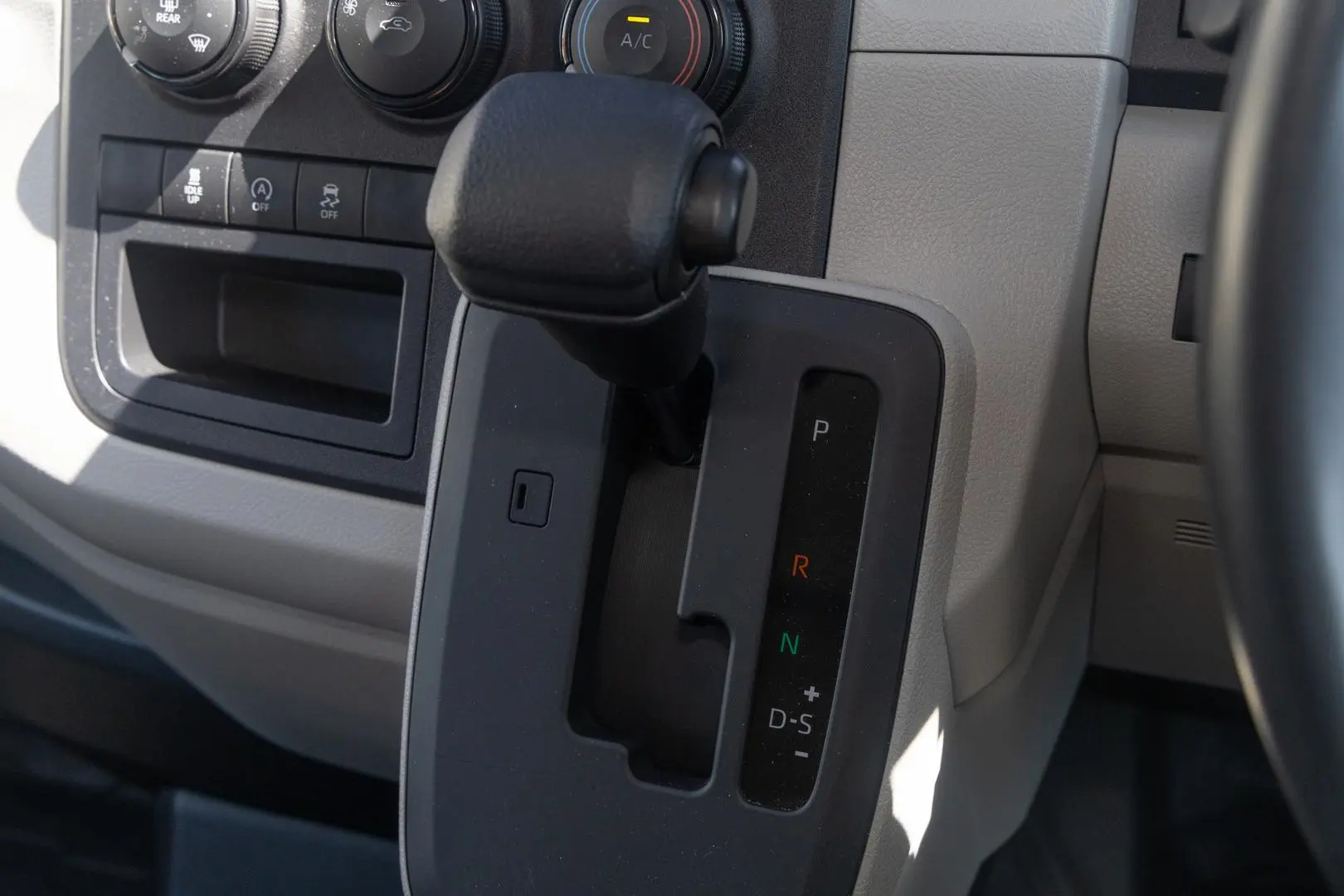 2024 Toyota Hiace Gallery Image 17