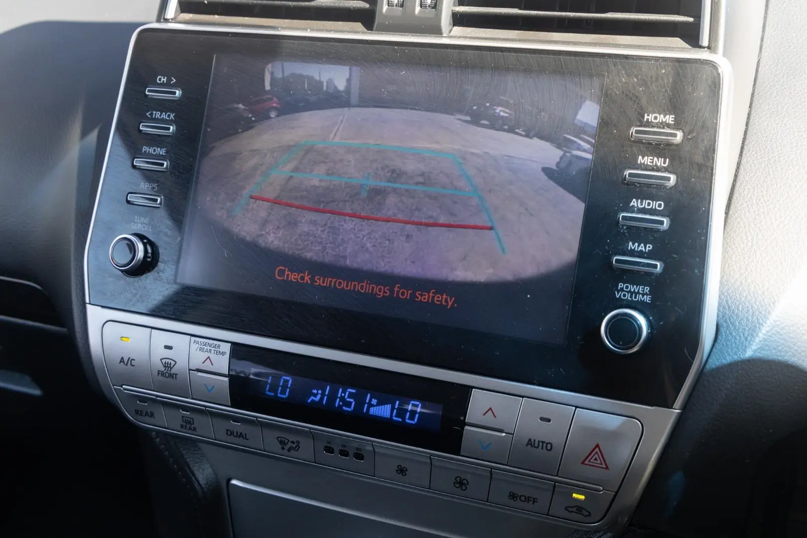 2021 Toyota Landcruiser Prado Gallery Image 15