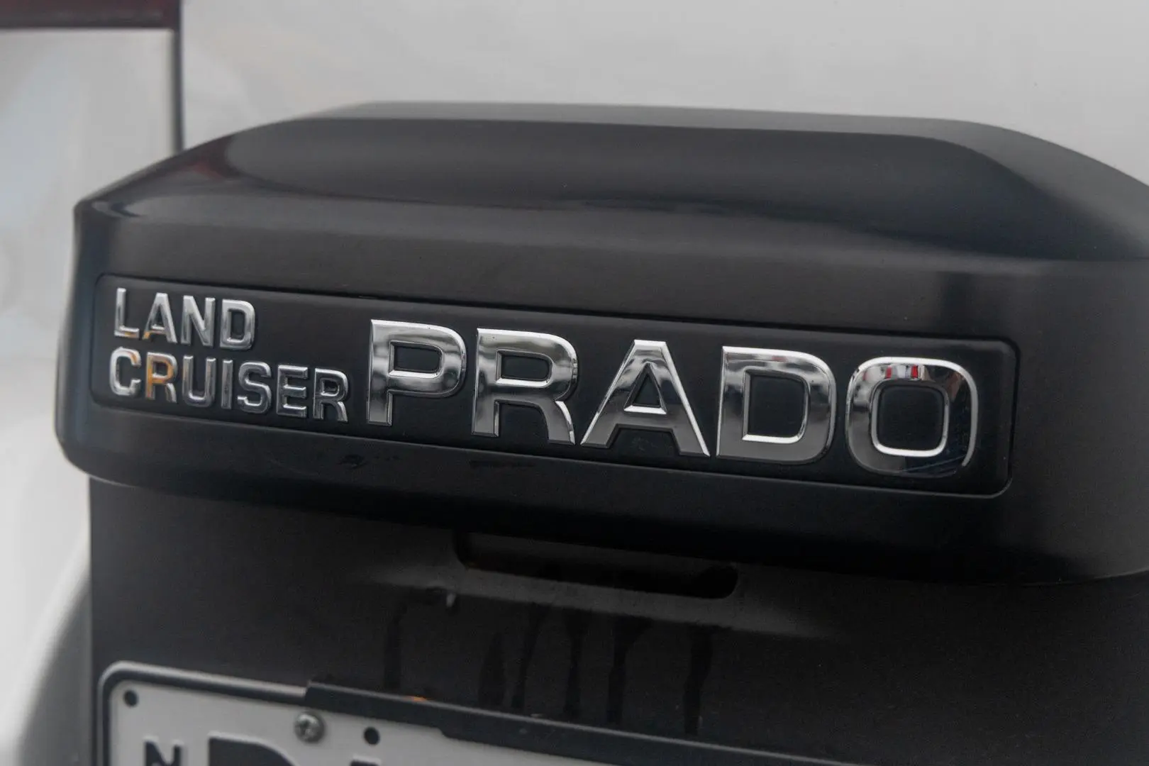2017 Toyota Landcruiser Prado Gallery Image 21