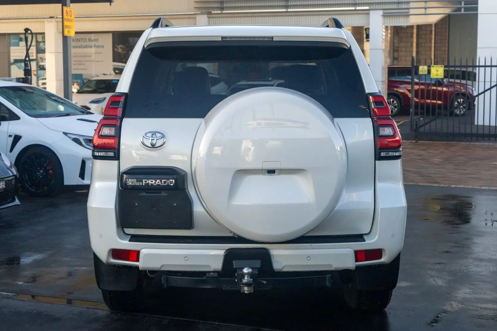 2018 Toyota Landcruiser Prado Gallery Image 5