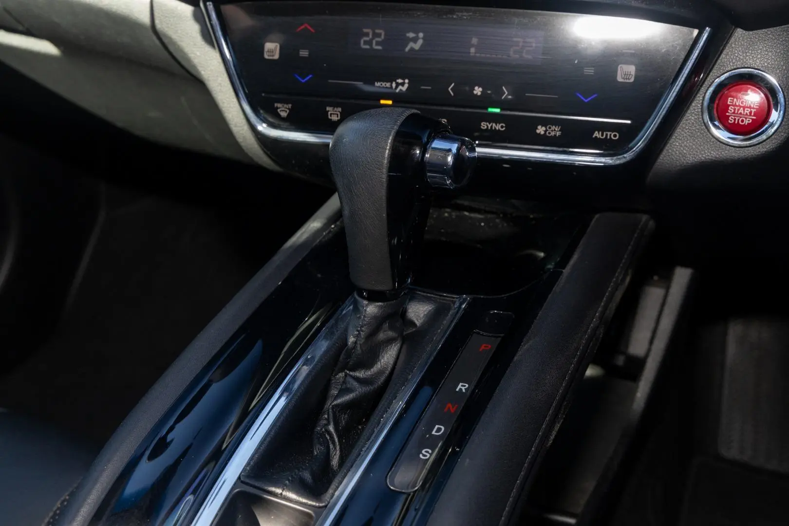 2016 Honda HR-V Gallery Image 17
