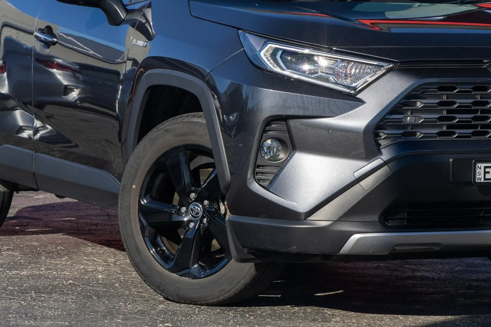 2021 Toyota RAV4 Gallery Image 6