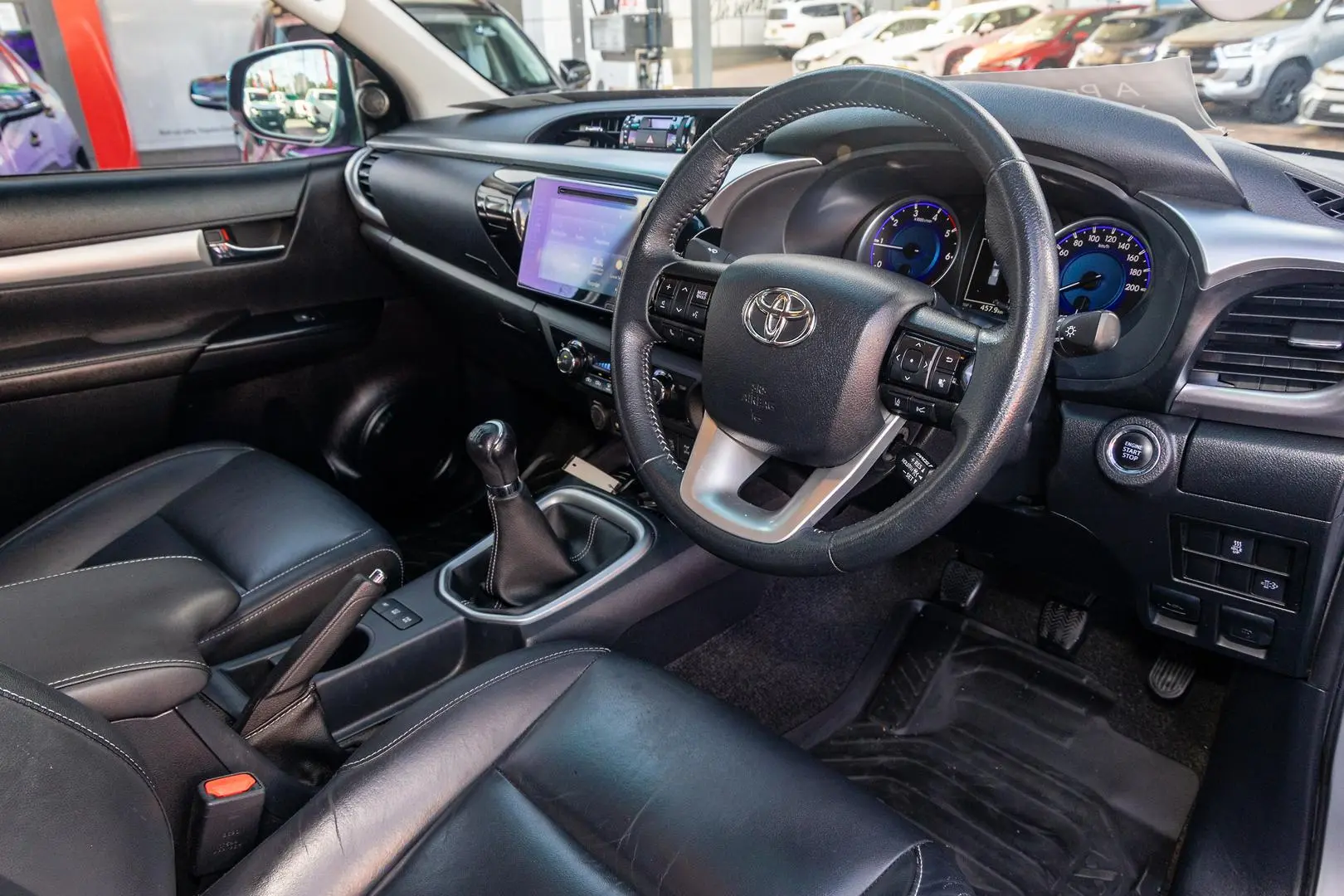 2019 Toyota Hilux Gallery Image 7