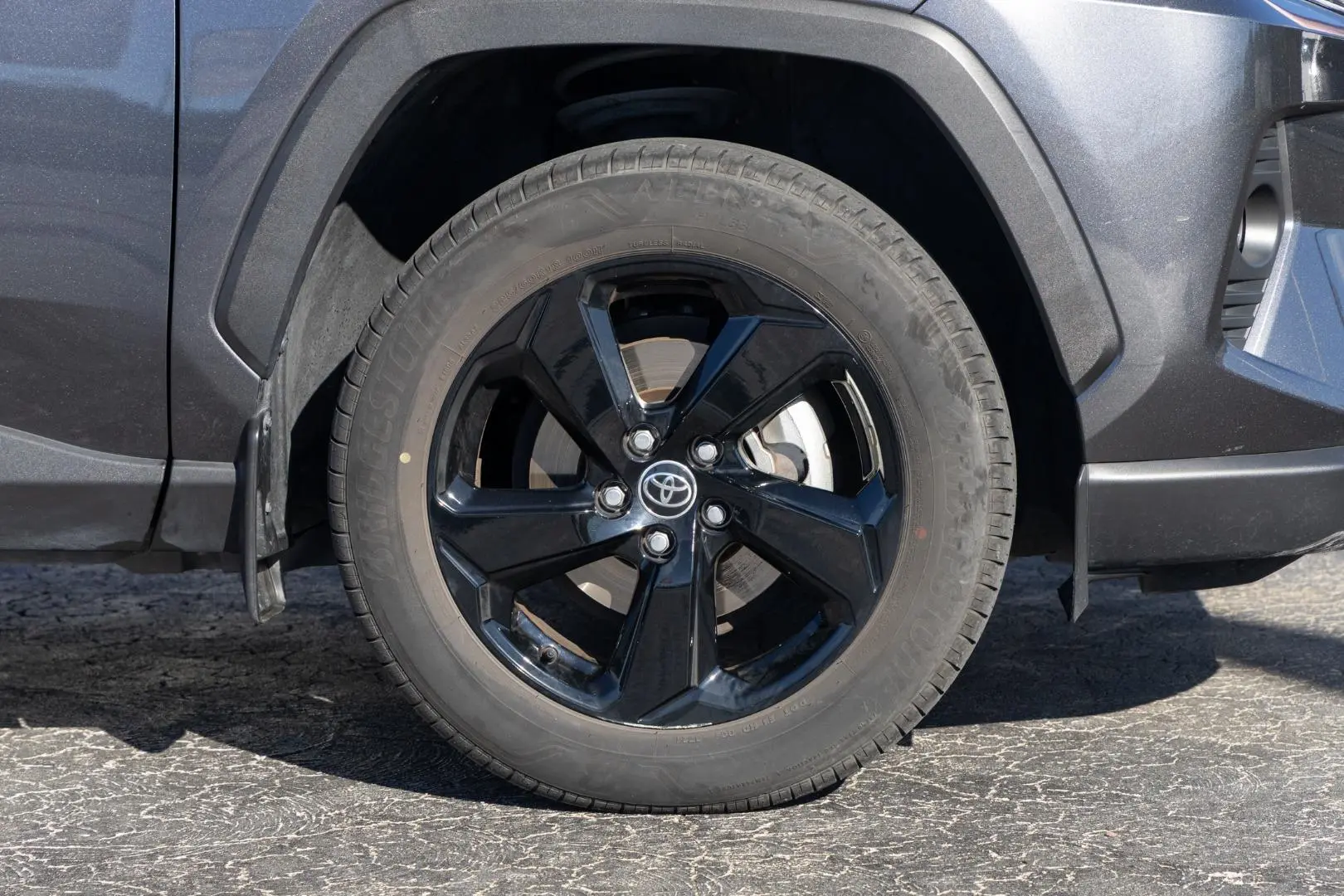 2021 Toyota RAV4 Gallery Image 24