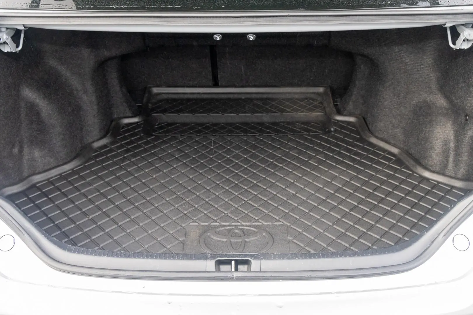 2016 Toyota Aurion Gallery Image 19