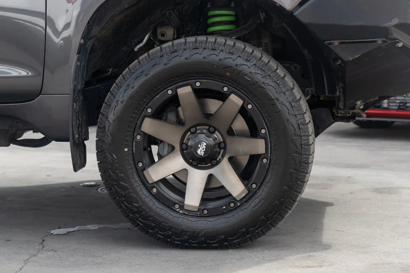 2015 Toyota Landcruiser Prado Gallery Image 22