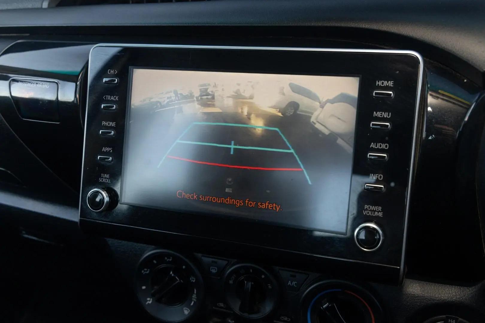 2021 Toyota Hilux Gallery Image 15