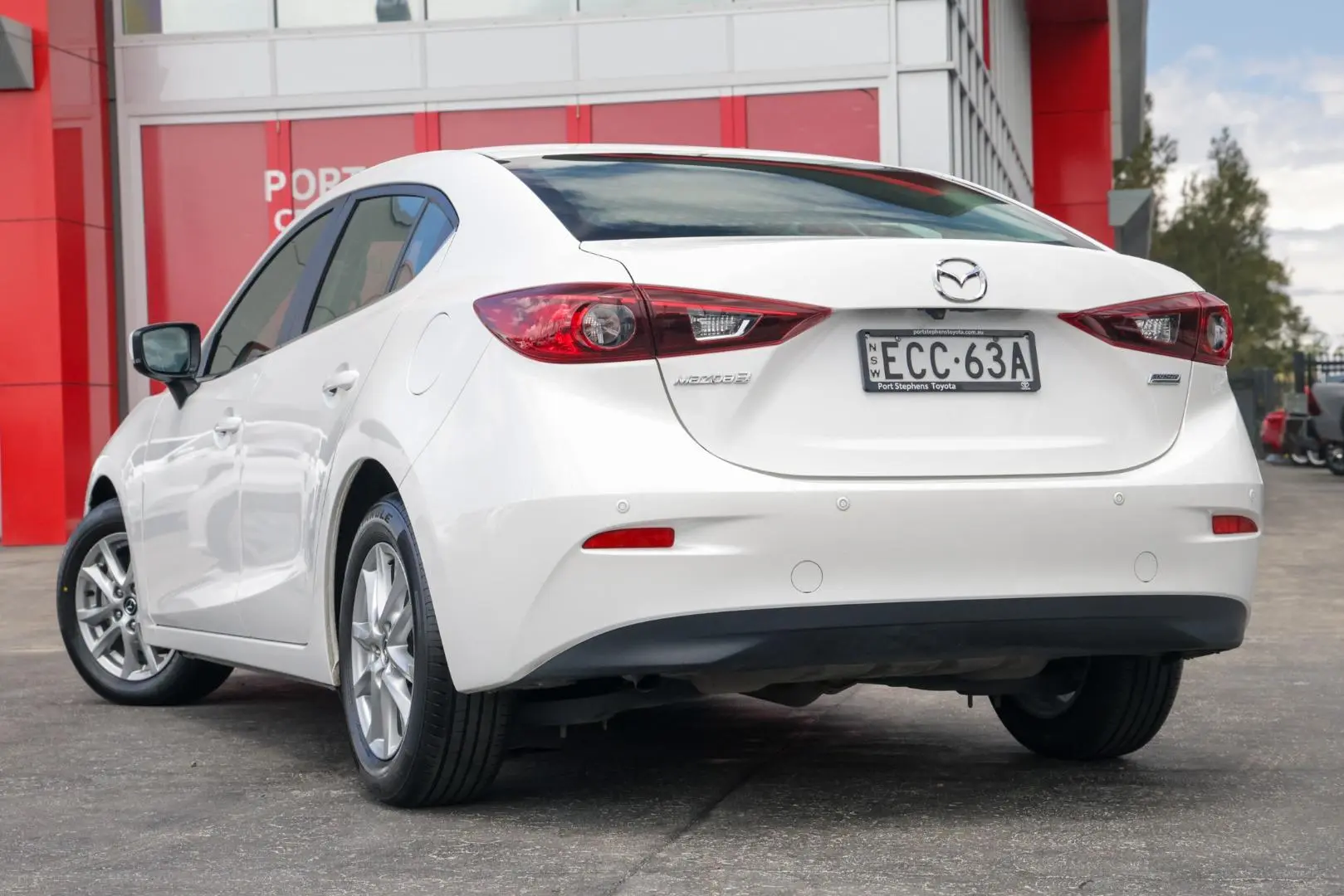 2019 Mazda 3 Image 2