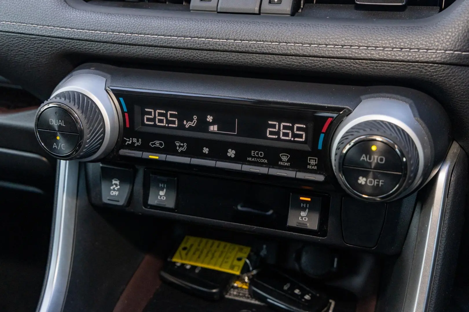 2021 Toyota RAV4 Gallery Image 16
