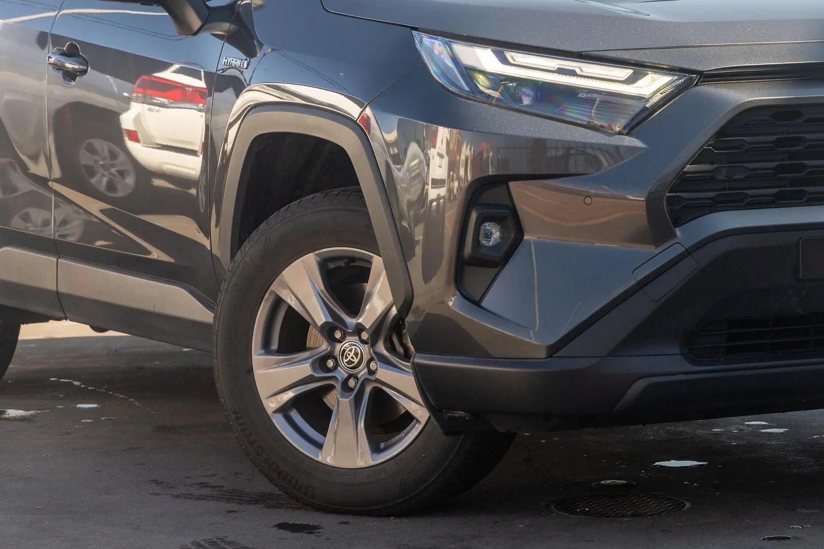 2022 Toyota RAV4 Gallery Image 6