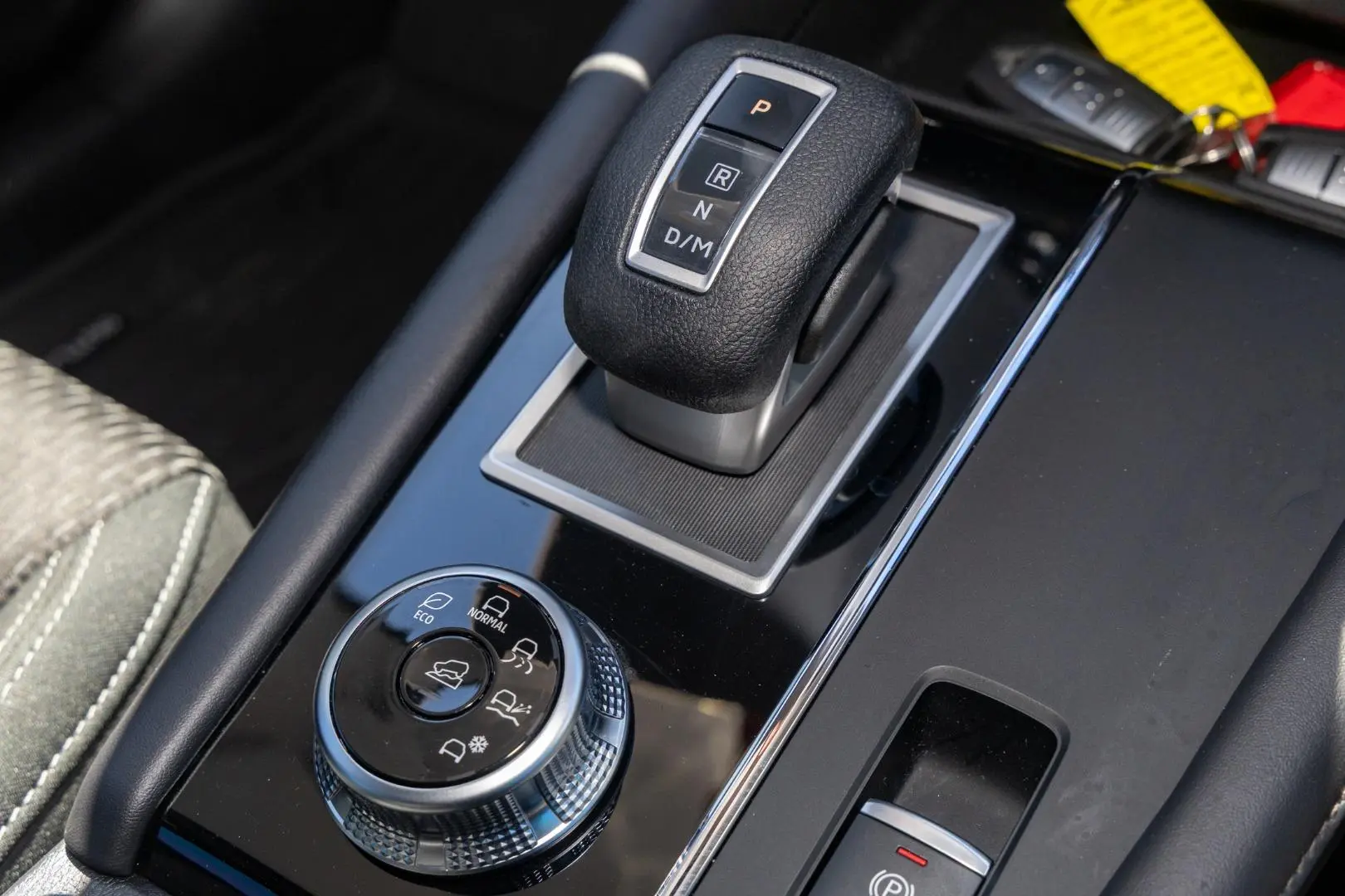 2023 Mitsubishi Outlander Gallery Image 17