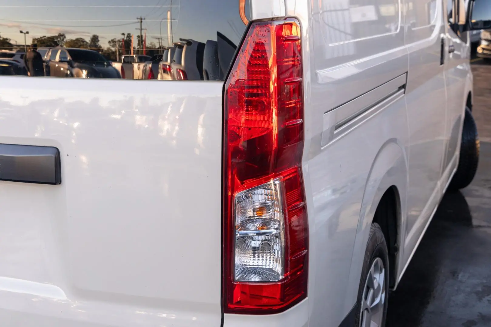 2023 Toyota Hiace Gallery Image 20