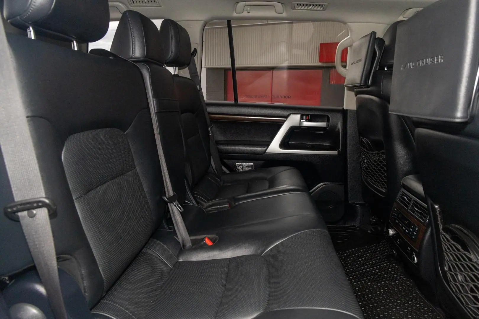 2019 Toyota Landcruiser Gallery Image 9