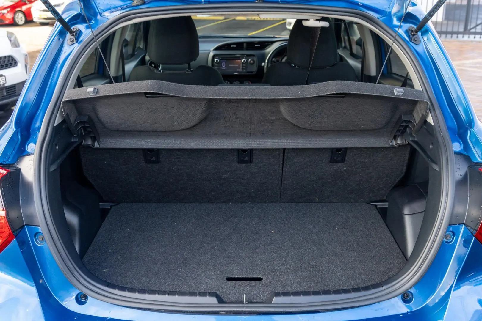 2018 Toyota Yaris Gallery Image 19