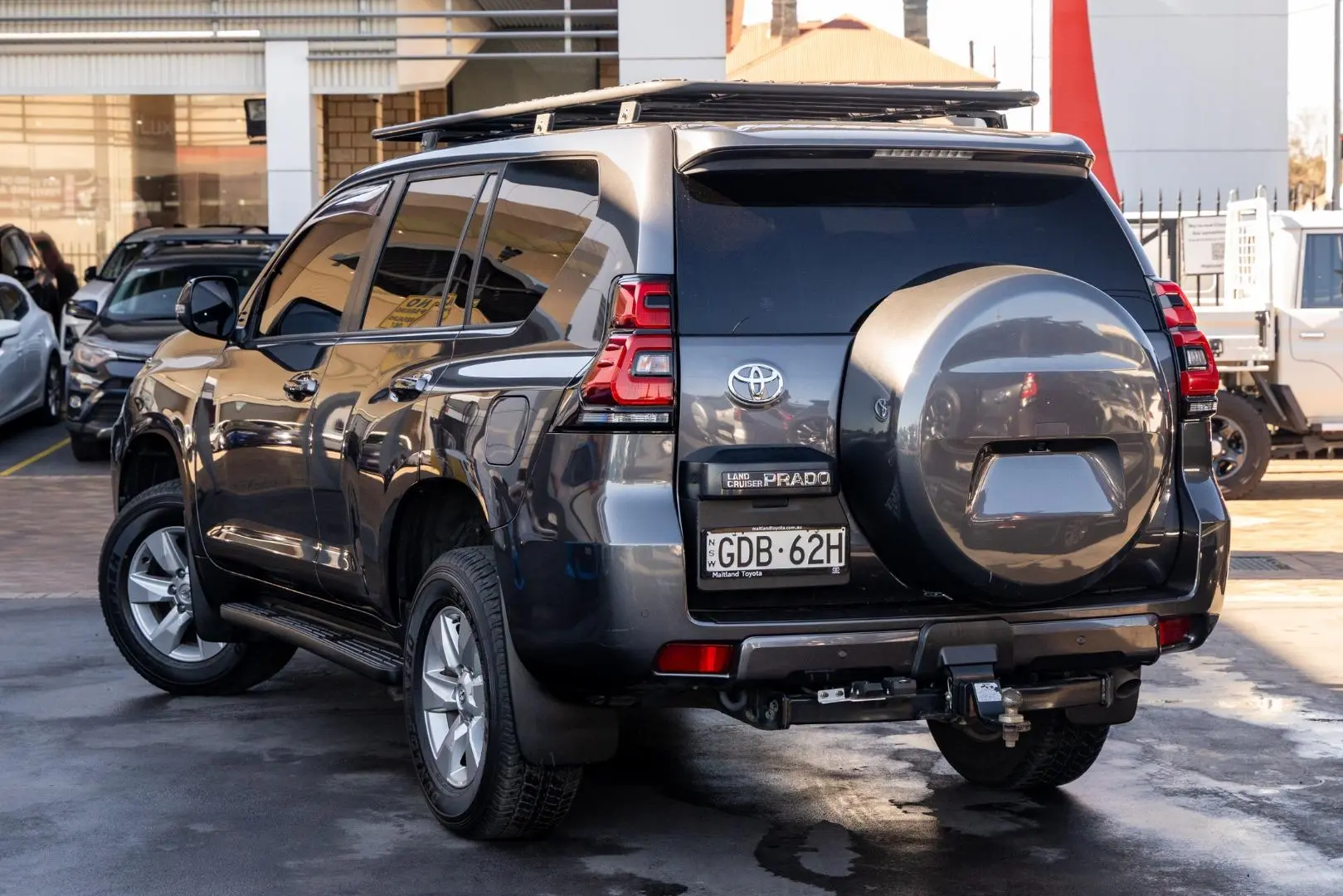 2020 Toyota Landcruiser Prado Gallery Image 2