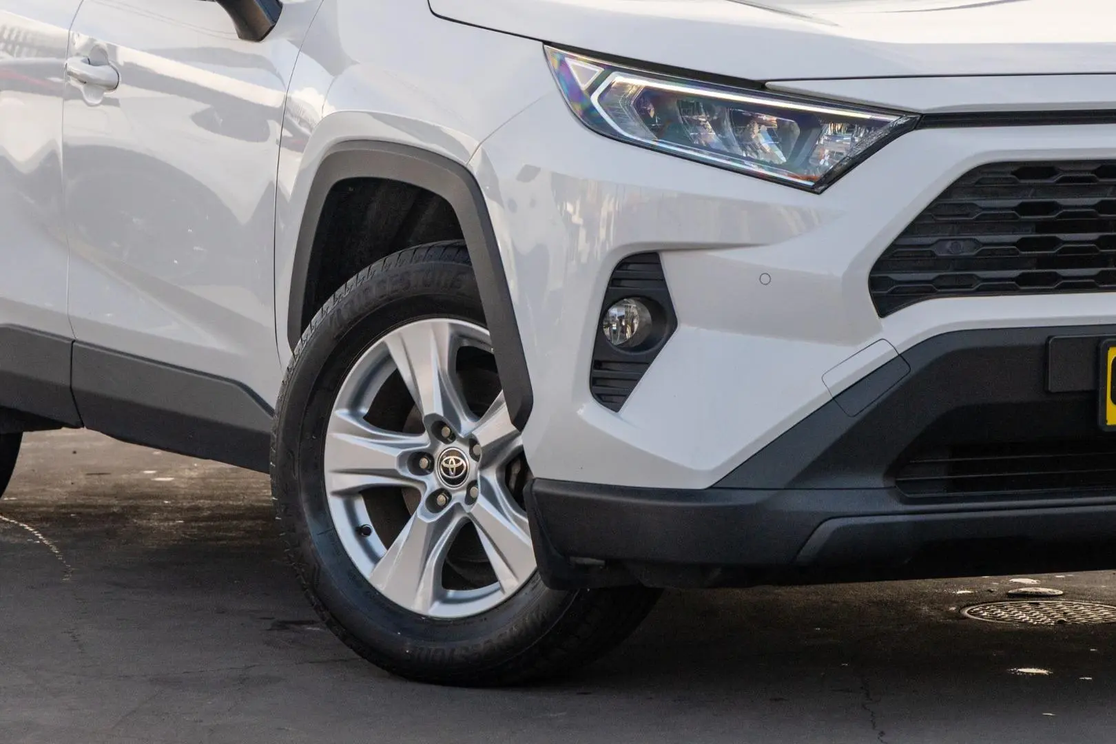 2020 Toyota RAV4 Gallery Image 6