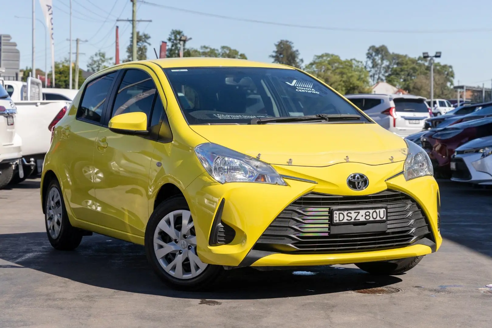 2017 Toyota Yaris Gallery Image 1