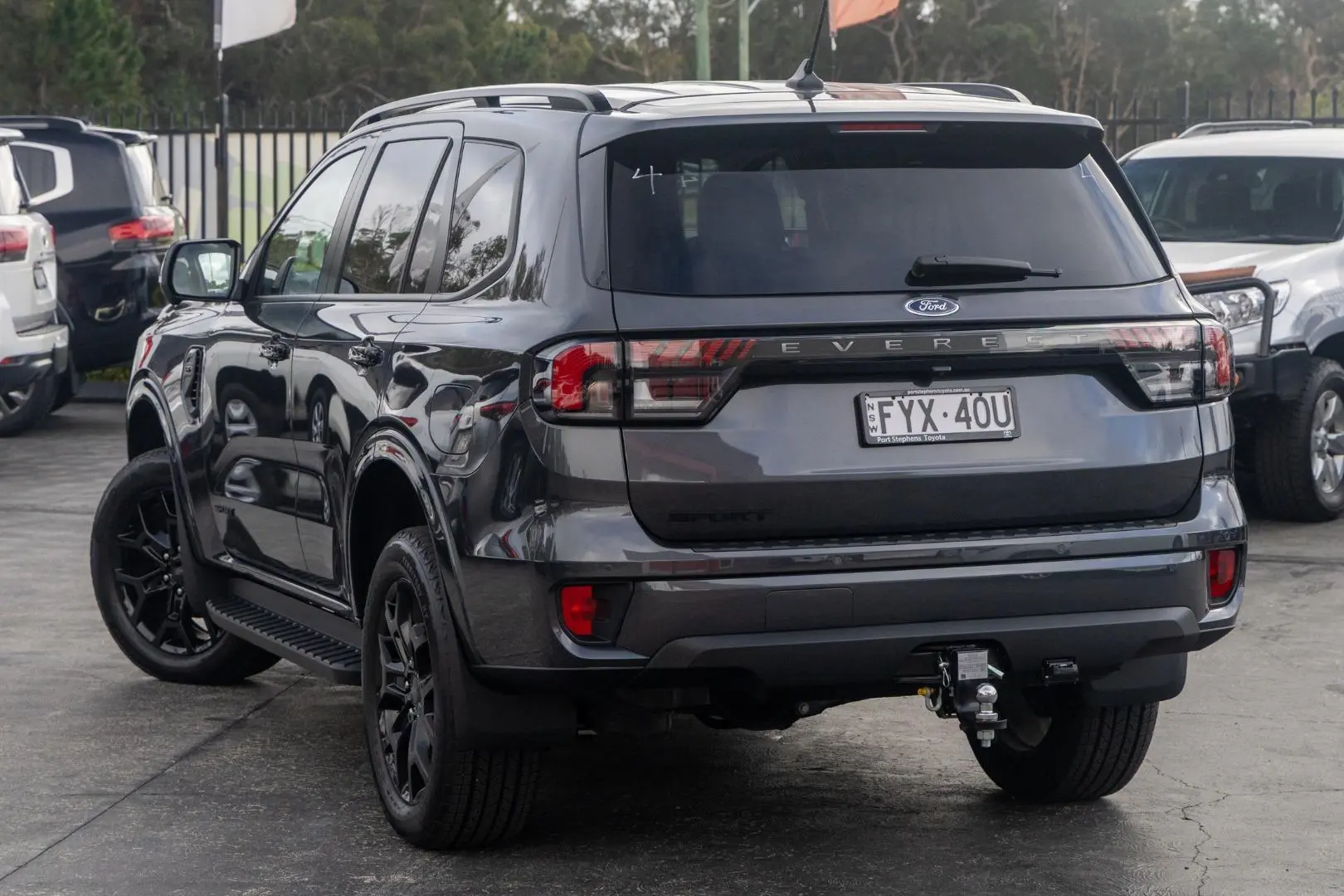 2024 Ford Everest Gallery Image 2