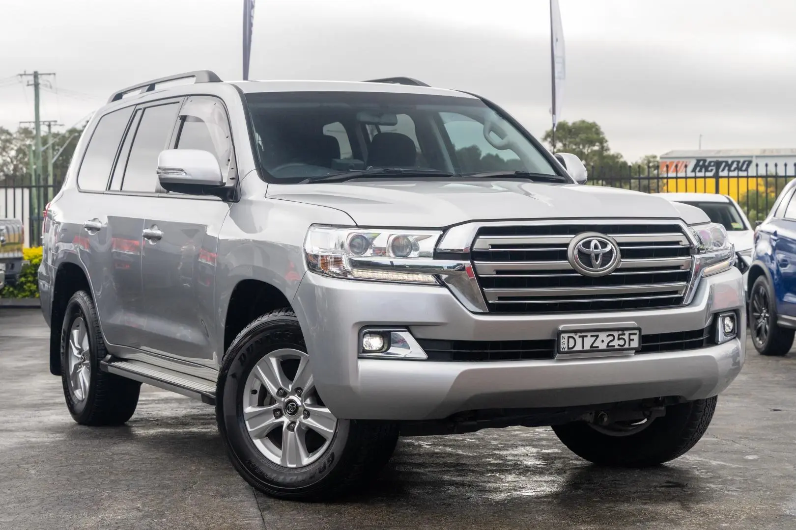 2018 Toyota Landcruiser Gallery Image 1