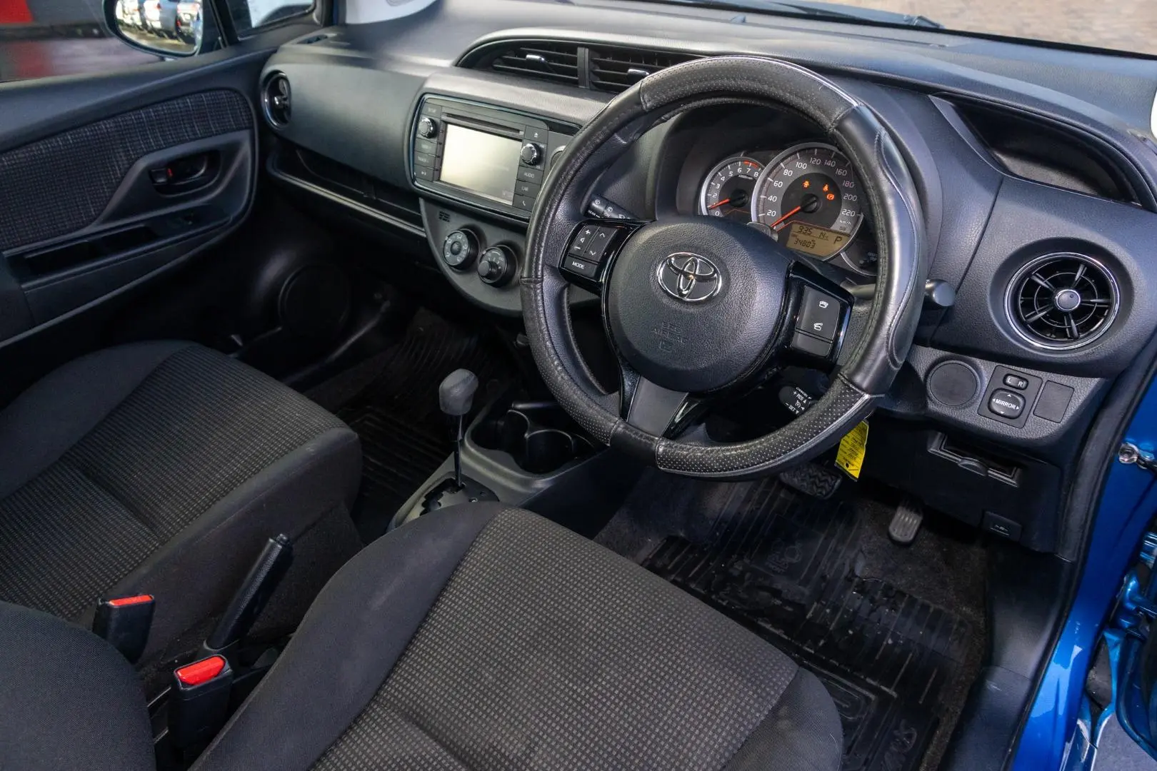 2018 Toyota Yaris Gallery Image 7