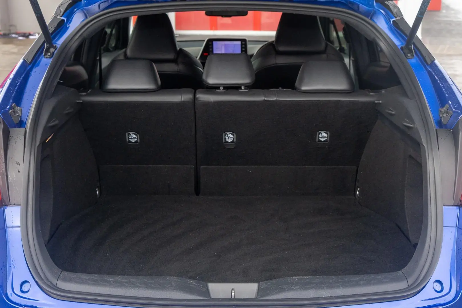 2021 Toyota C-HR Gallery Image 19