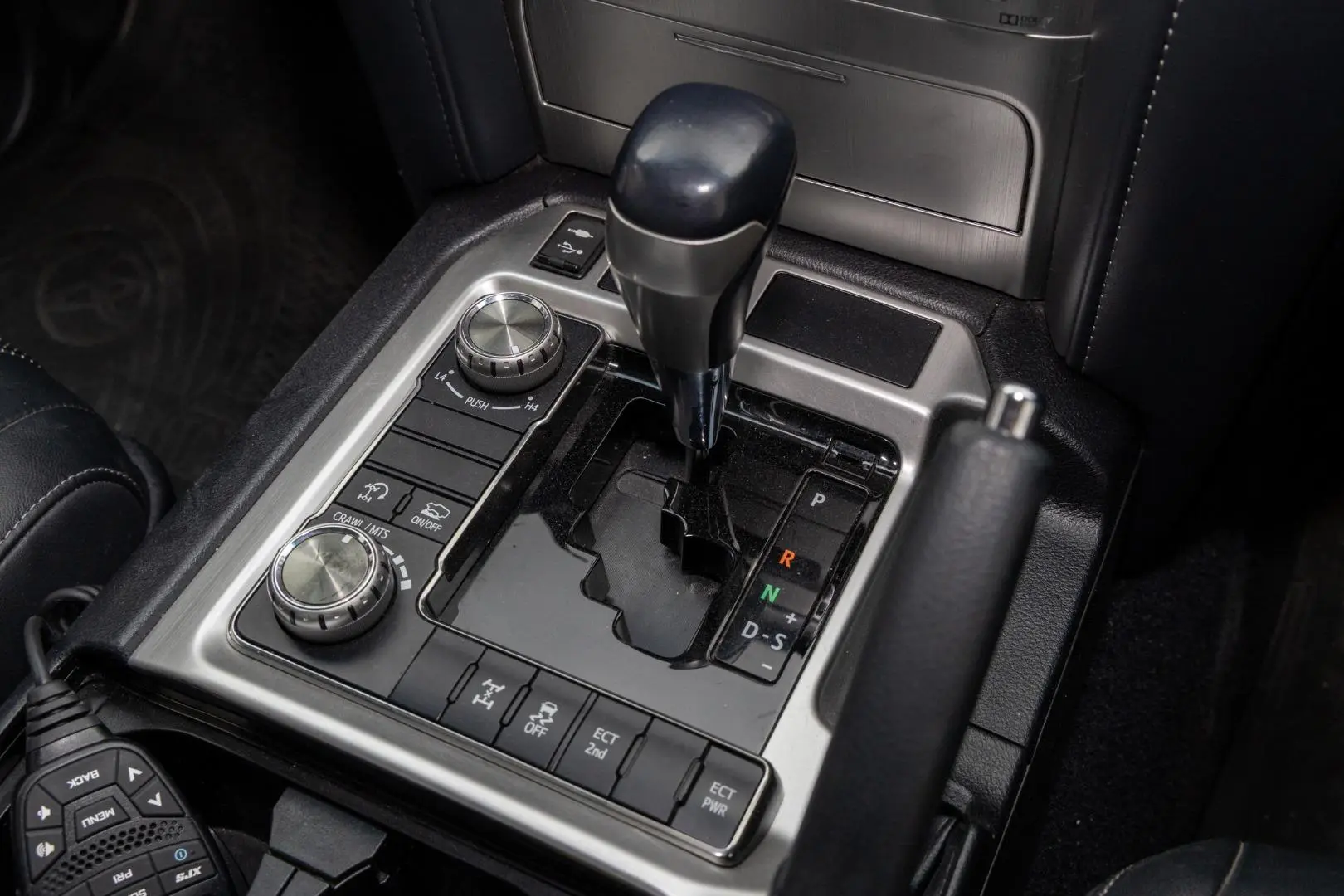 2018 Toyota Landcruiser Gallery Image 18