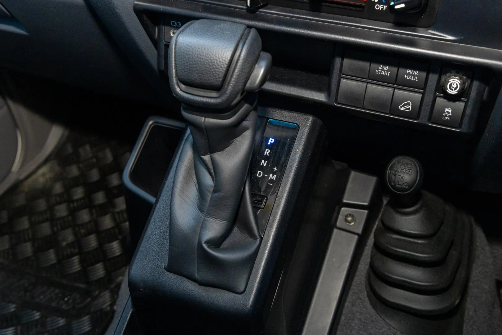 2025 Toyota Landcruiser Gallery Image 17
