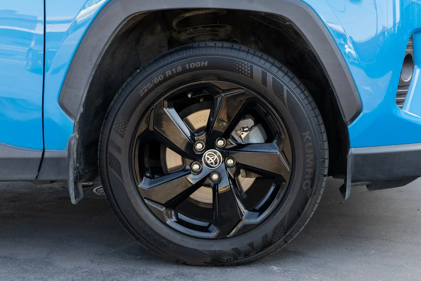 2019 Toyota RAV4 Gallery Image 22