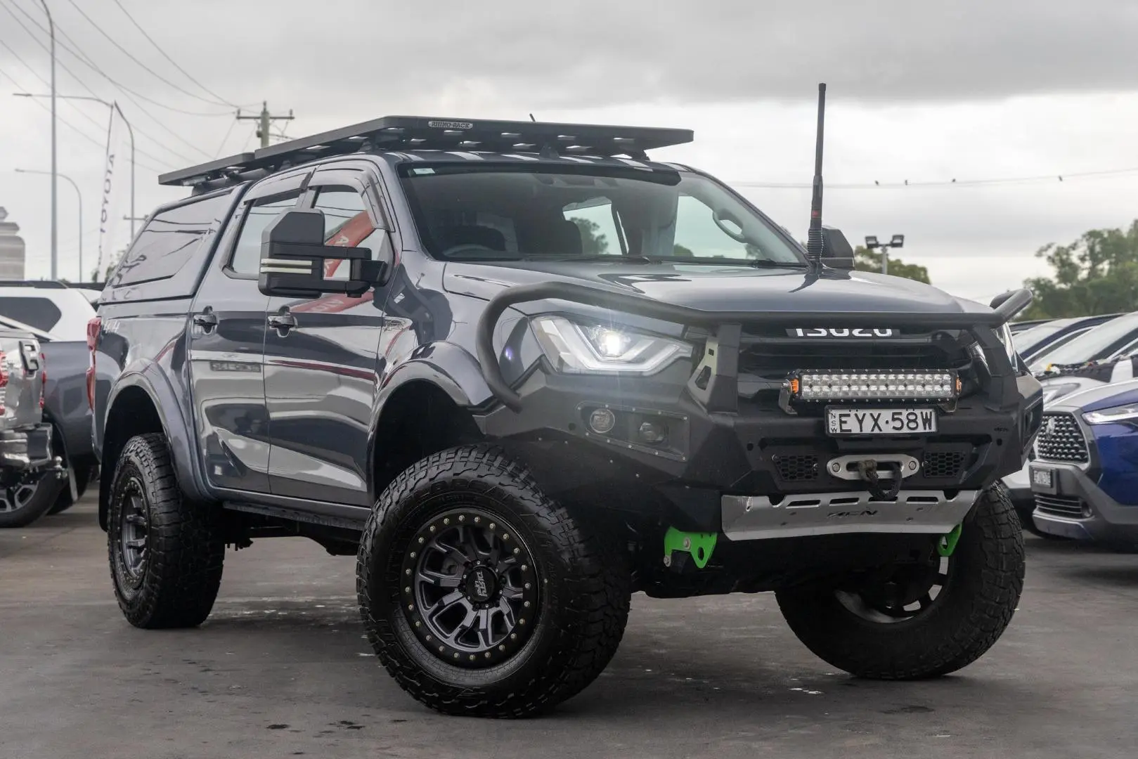 2022 Isuzu D-MAX Gallery Image 1