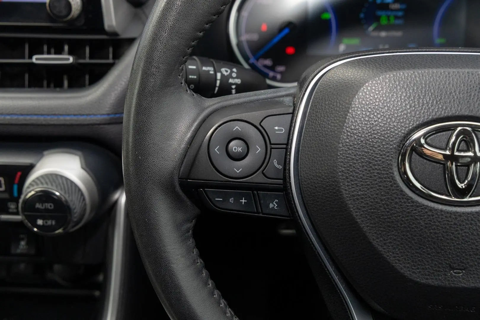 2022 Toyota RAV4 Gallery Image 11