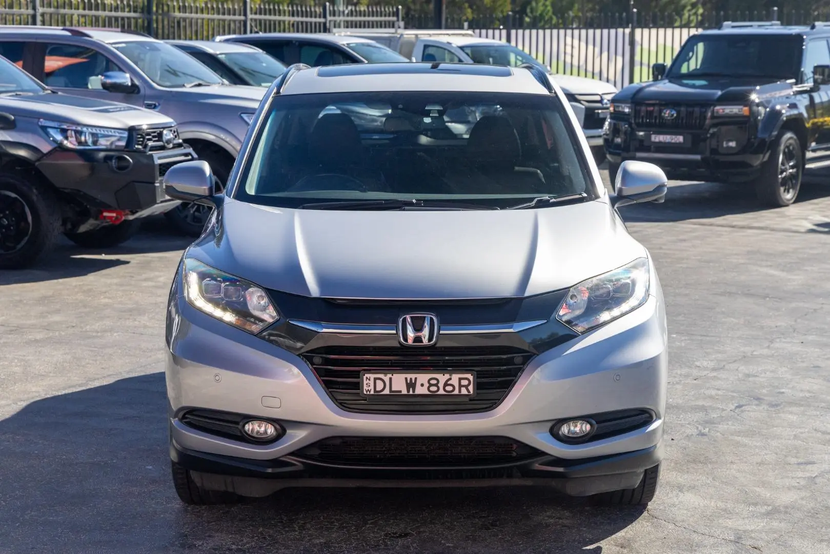 2016 Honda HR-V Gallery Image 4