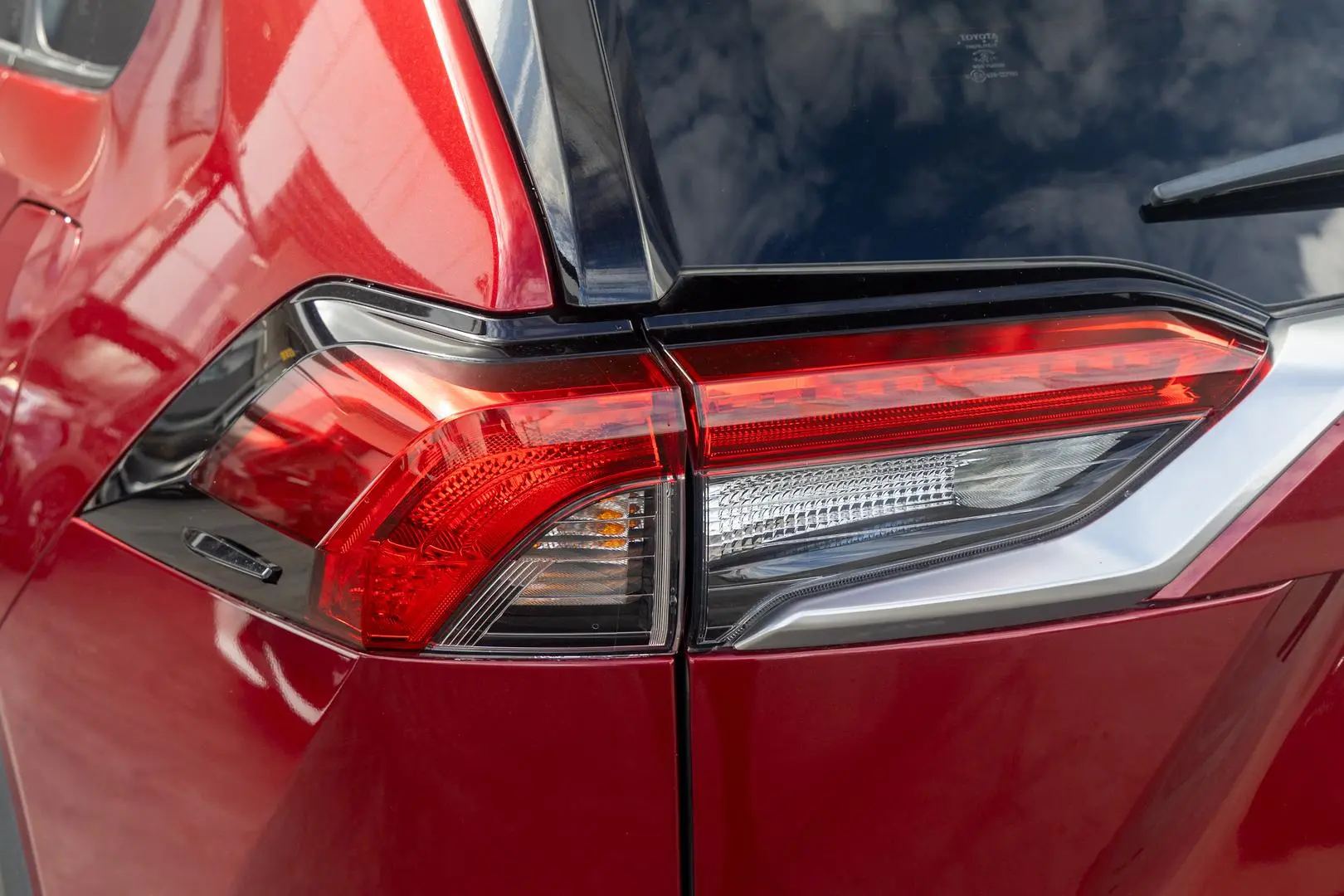 2020 Toyota RAV4 Gallery Image 20