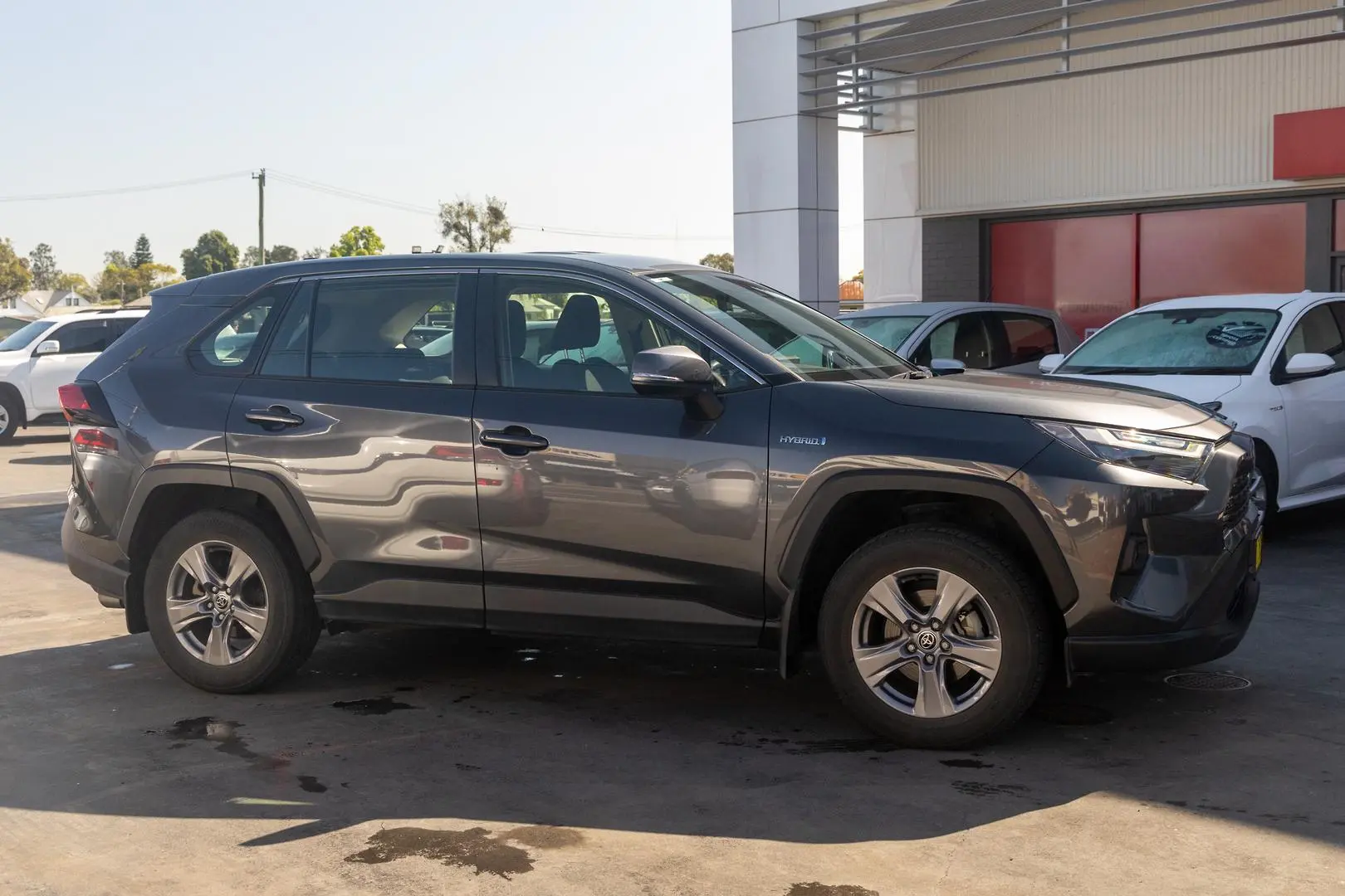 2022 Toyota RAV4 Gallery Image 3